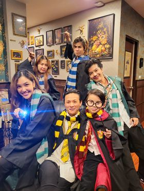 ชุดเสื้อคลุมแฮรี่พ็อตเตอร์ # บ้าน Gryffindor