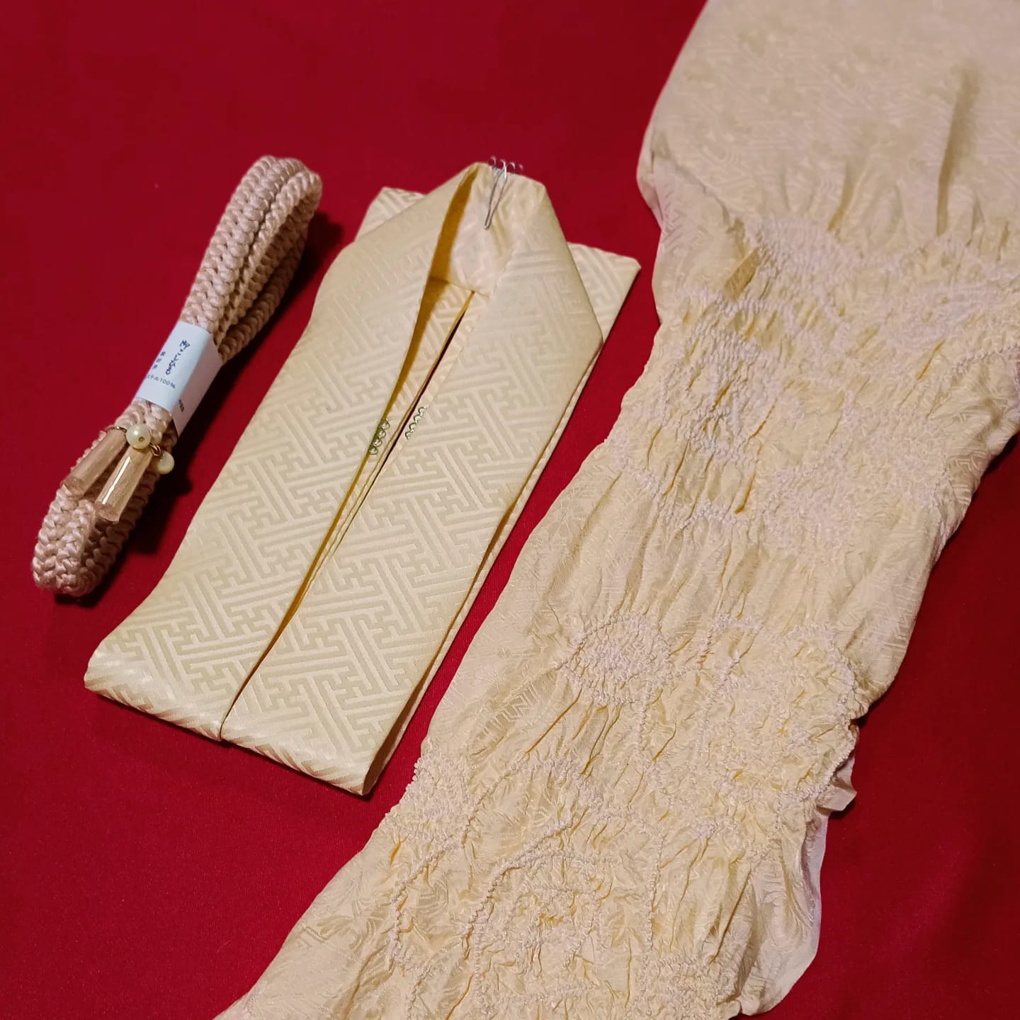 setผ้าชิโบริ+เชื่อกประดับโอบิ+แถบคอ เหลืองอ่อน02