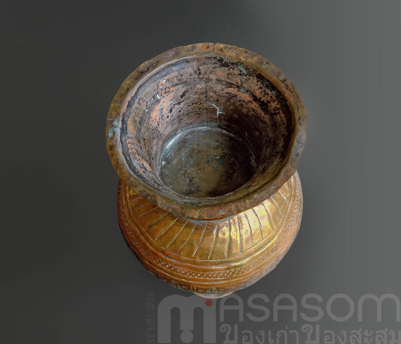 แจกันทองเหลืองอาหรับ