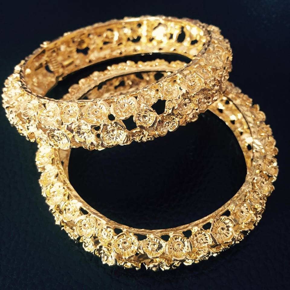 (พร้อมส่ง) กำไลทองขายเป็นคู่ 006