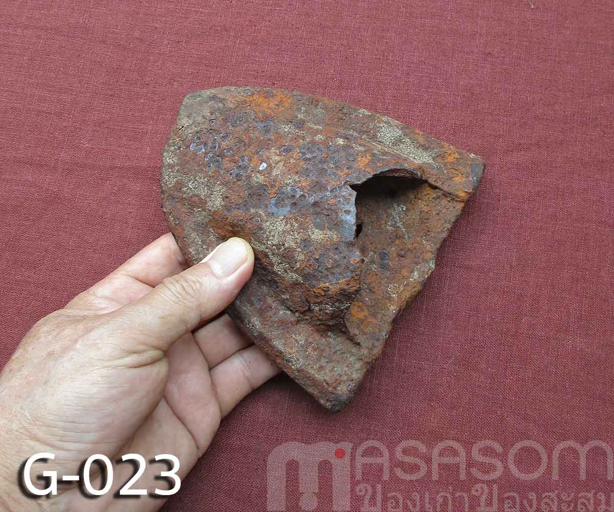 ผานไถโบราณอายุนับร้อยปี