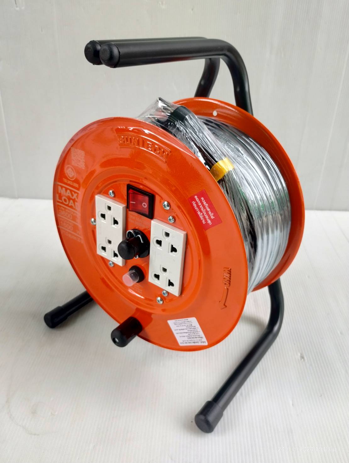 ล้อเก็บสายไฟ30เมตร 1.5sq.mm. SUNTECH SA1530