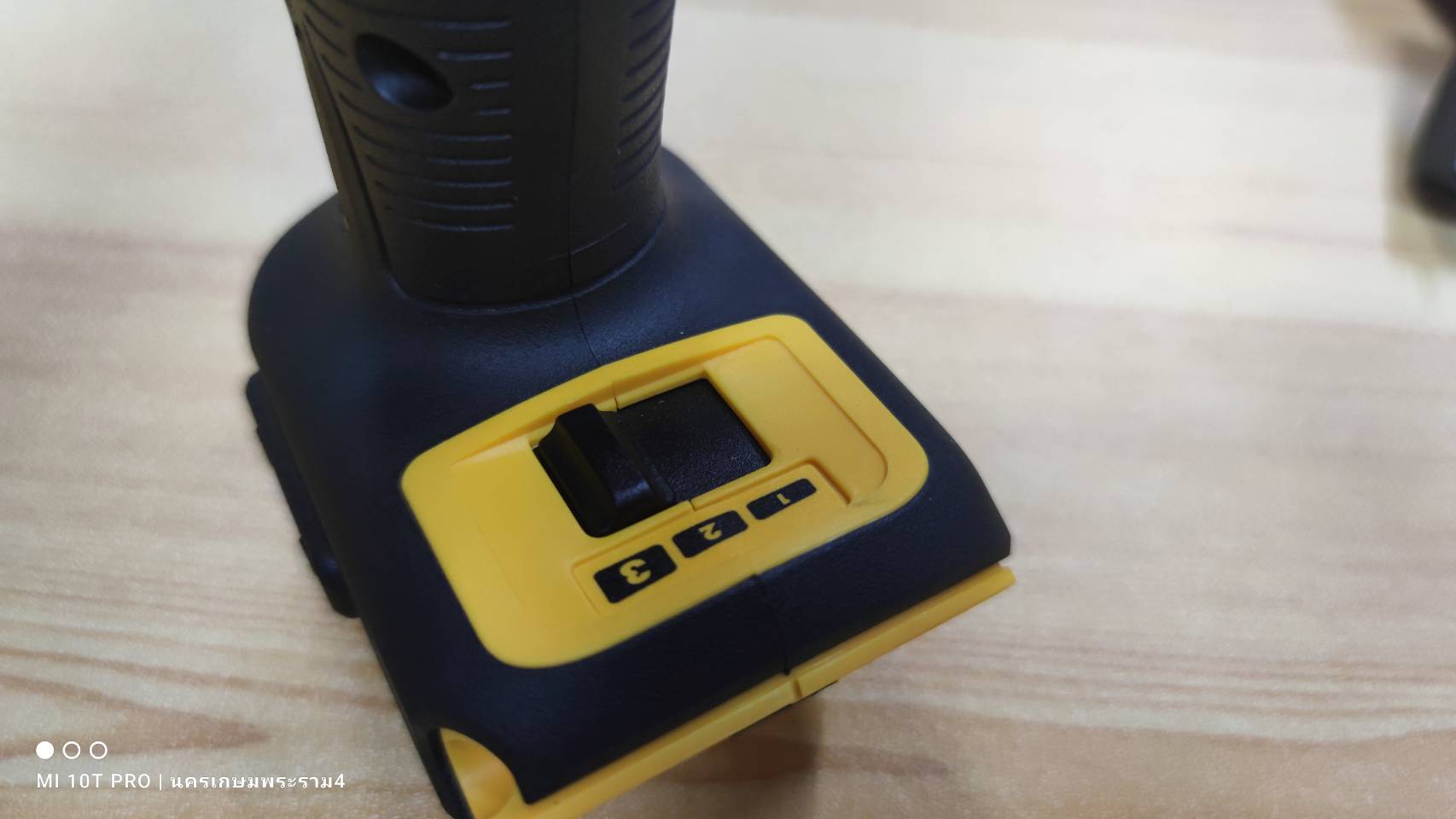 มัลติทูลไร้สาย18V DCS356NT DEWALT
