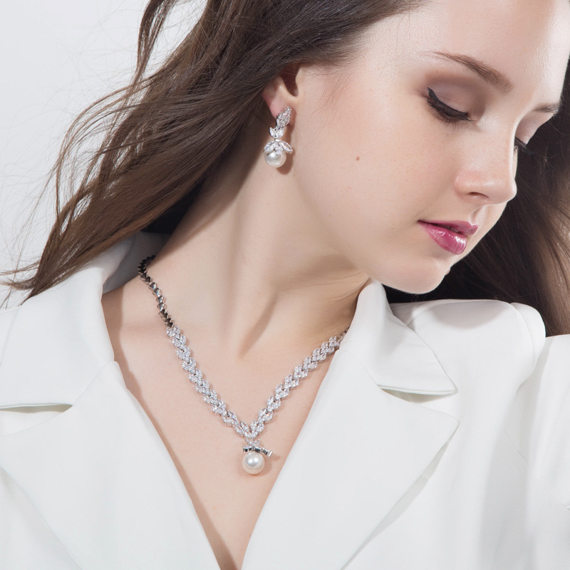 CZ019 เครื่องประดับเพชร CZ เกรดพรีเมี่ยม