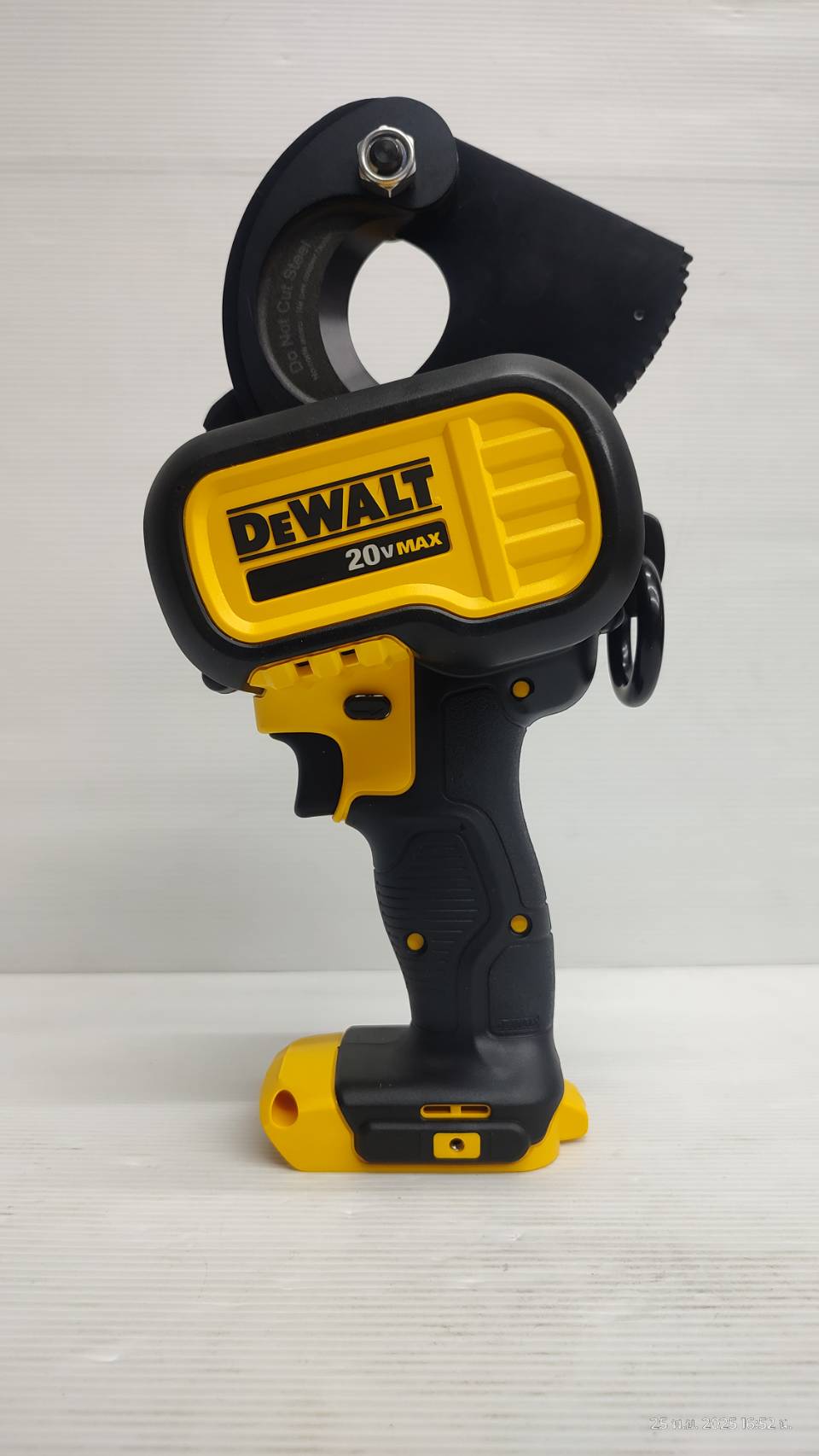 DEWALT รุ่น DCE150B เครื่องตัดสายเคเบิ้ล 20V