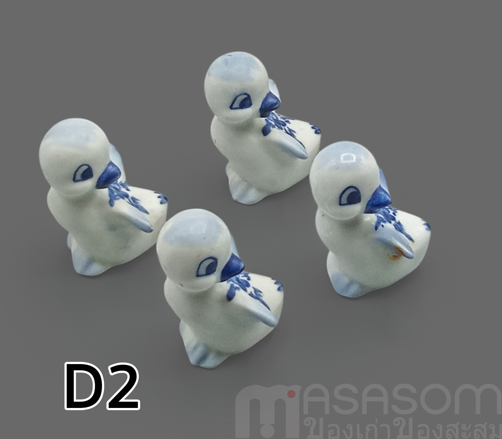 ตุ๊กตาลูกเป็ดน้อยเซรามิค