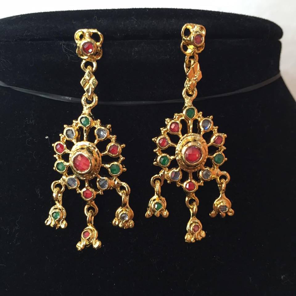 (พร้อมส่ง) เครื่องประดับไทยสร้อยคอ+ต่างหู 033