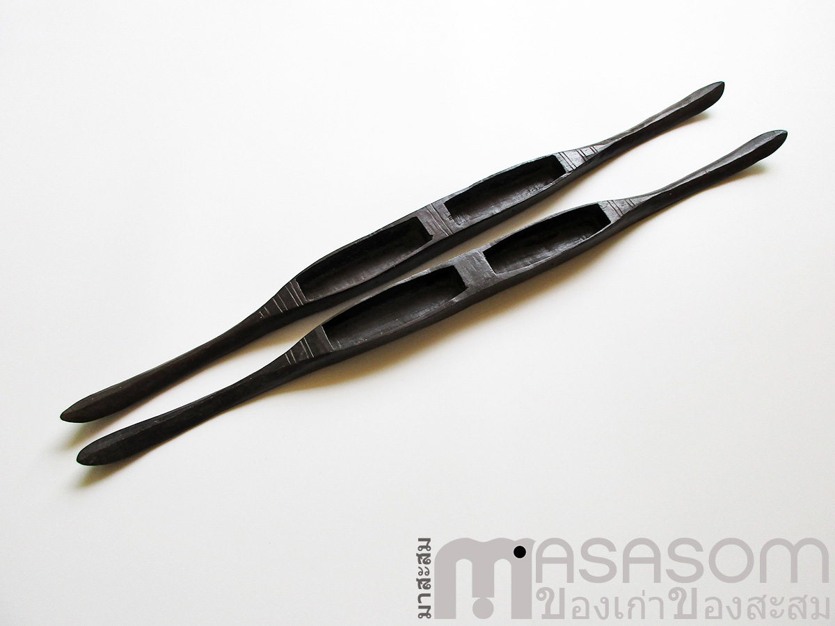 กระสวยทอผ้าเก่า