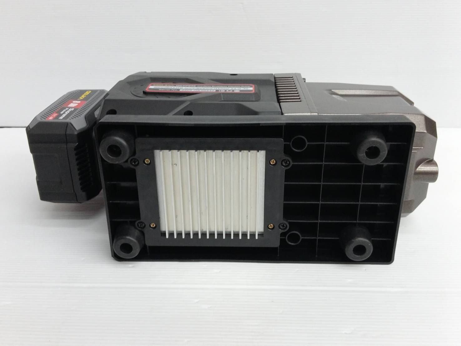 เครื่องปั๊มแวคคั่มไร้สาย 20v OCVP896-Y1 OSUKA