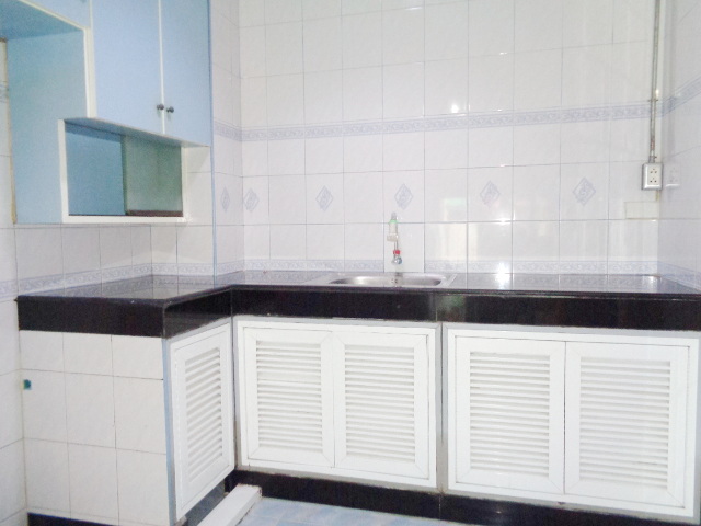 🚩 H1258 ขายทาวน์เฮ้าส์ รีโนเวทใหม่ทั้งหลัง หมู่บ้านจินดาทาวน์ ซอยคู้บอน 27 แยก 58 รามอินทรา ต่อเติมระเบียงหลังบ้าน ใกล้ตลาดสด ถนนหน้าบ้านกว้าง