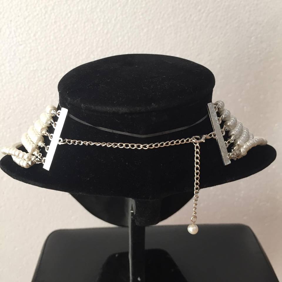 (พร้อมส่ง) สร้อยคอไข่มุก+ต่างหู 069 (หนีบ)