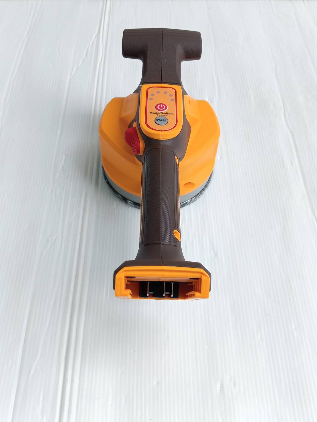 INGCO เครื่องดูดสั่นกระเบื้องไร้สาย 20 โวลต์ รุ่น CTVLI20018 แรงดูดกระเบื้องสูง 60 กก. รวมแบตเตอรี่และแท่นชาร์จ