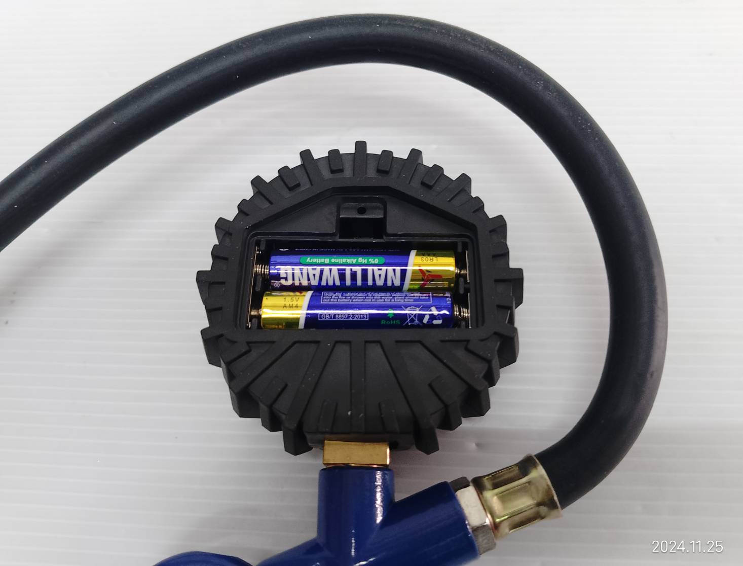 EUROX ปืนเติมลมยาง ความยาวสายเติมลม: 12 นิ้ว