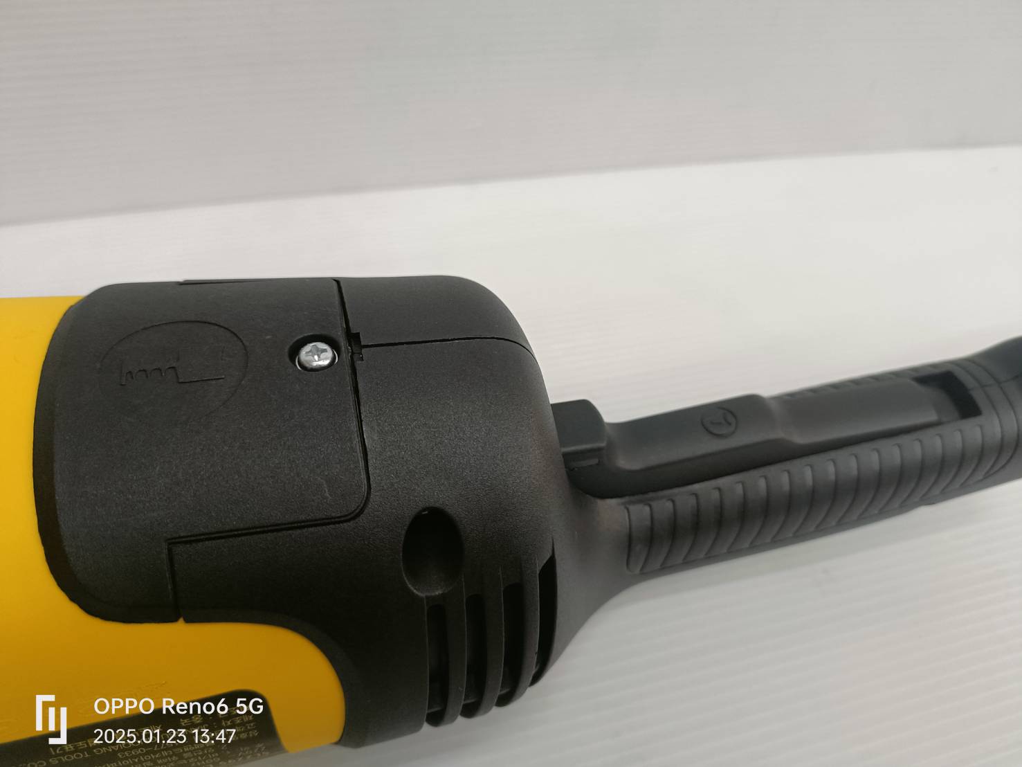 STANLEY เครื่องเจียรไฟฟ้า 2200W 9 นิ้ว รุ่น SL229S