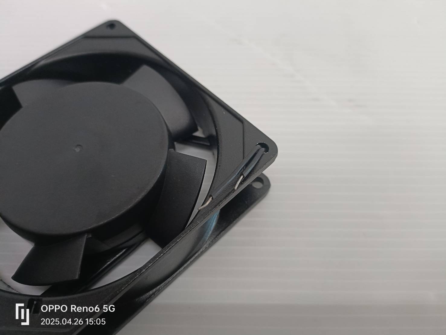 พัดลม220V / 0.07A 3.5" 92*92*25mm. 2092HSL SUNON