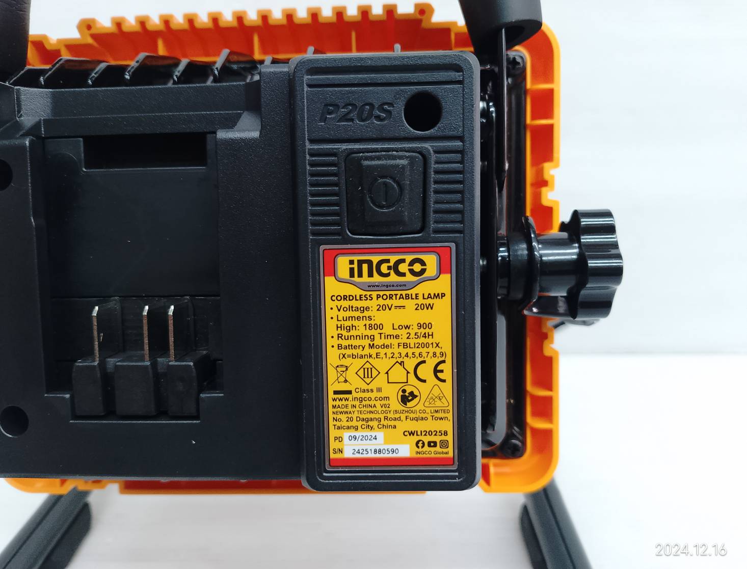 INGCO ไฟฉายตั้งโต๊ะ20V CWLI20258 ครบชุด