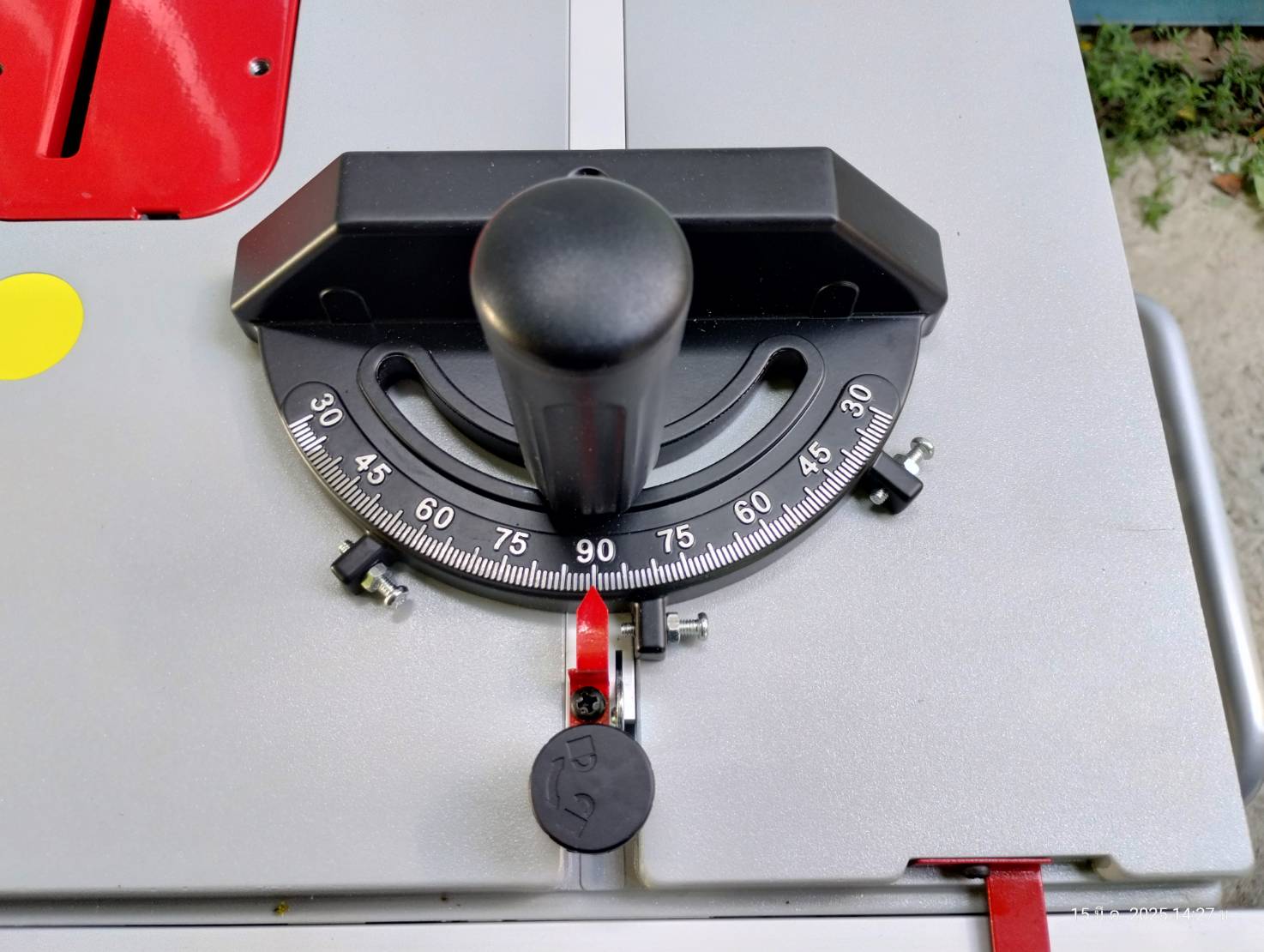 โต๊ะเลื่อยวงเดือน10" GTS10XC BOSCH