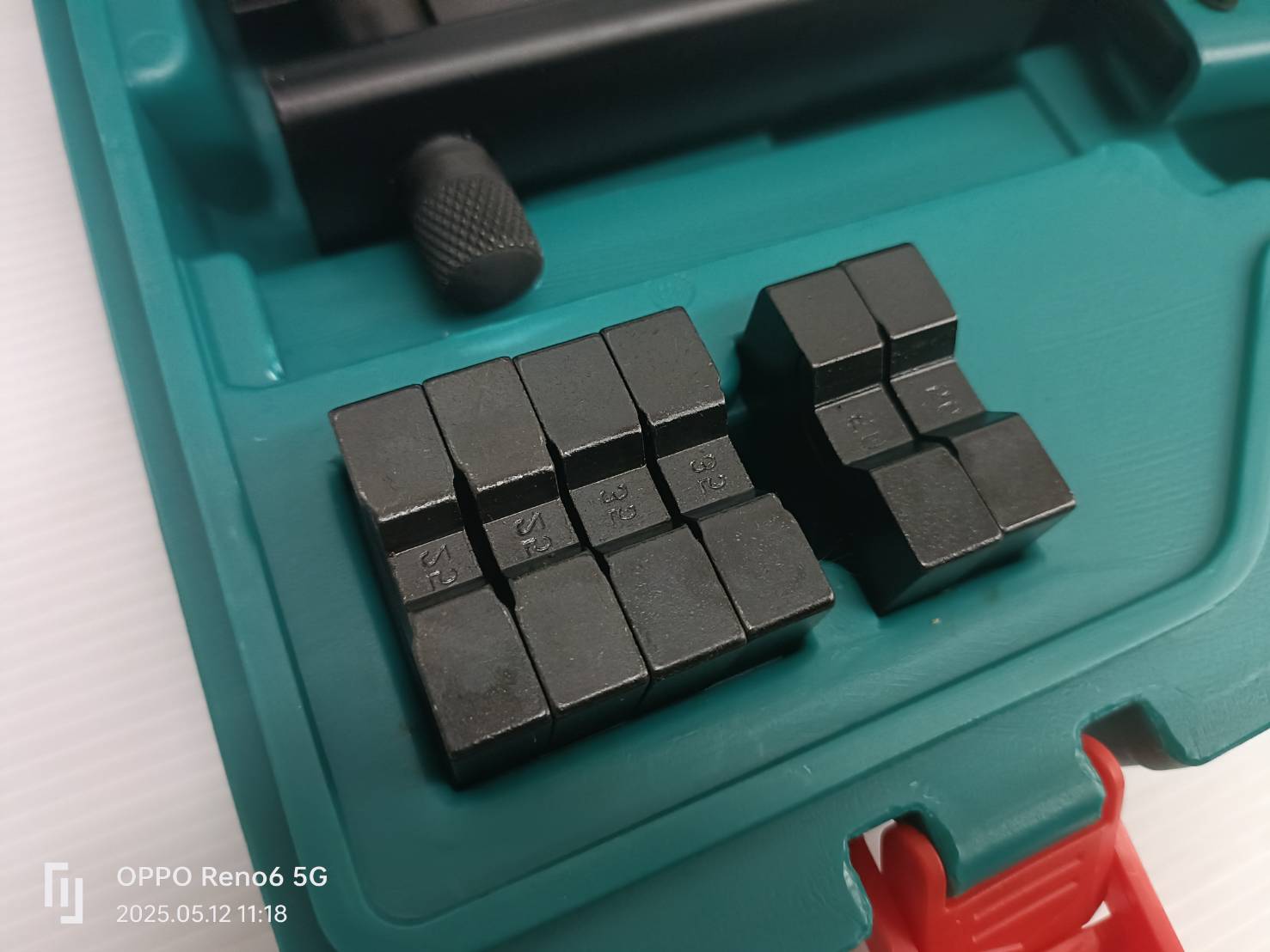 คีมย้ำหางปลาไฮดรอลิค 16-240mm² THCT0240 TOTAL