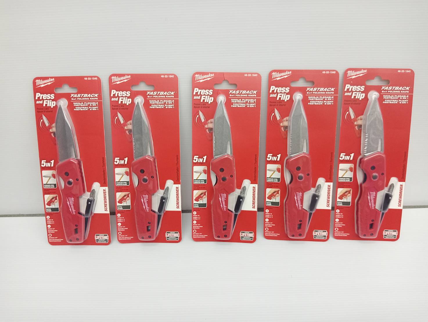 มีดพับอเนกประสงค์Fastback 5 in 1 Folding Utility Knife 48-22-1540 MILWAUKEE