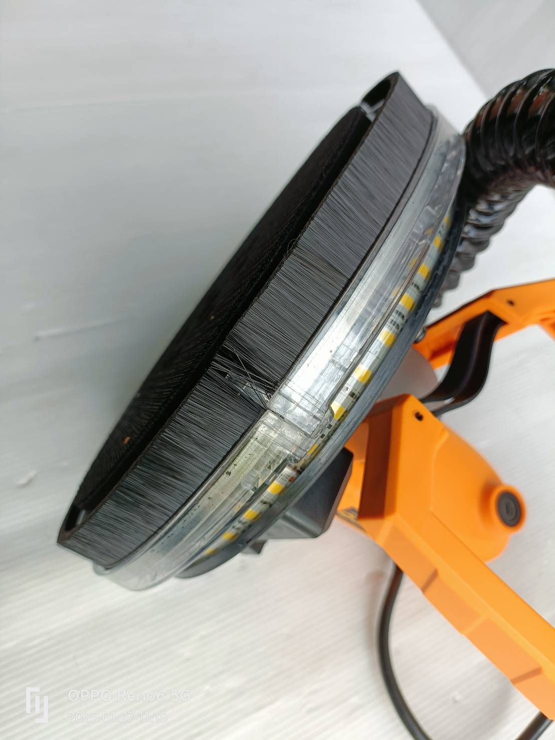 เครื่องขัดผนัง9" DWS10501 INGCO