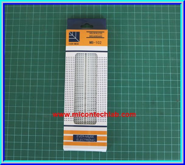 1x เบรดบอร์ด ขนาด 830 จุด (Breadboard 830 tie-points)