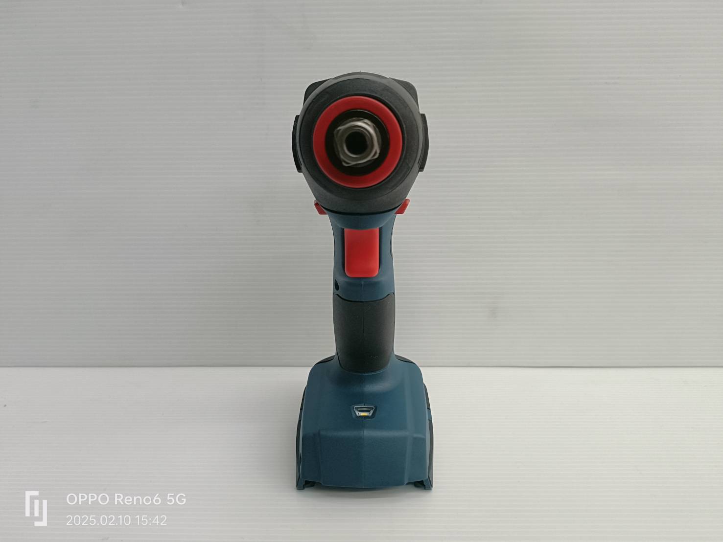 ไขควง1/4-บล๊อก1/2ไร้สาย GDX18V-200 BOSCH SOLO