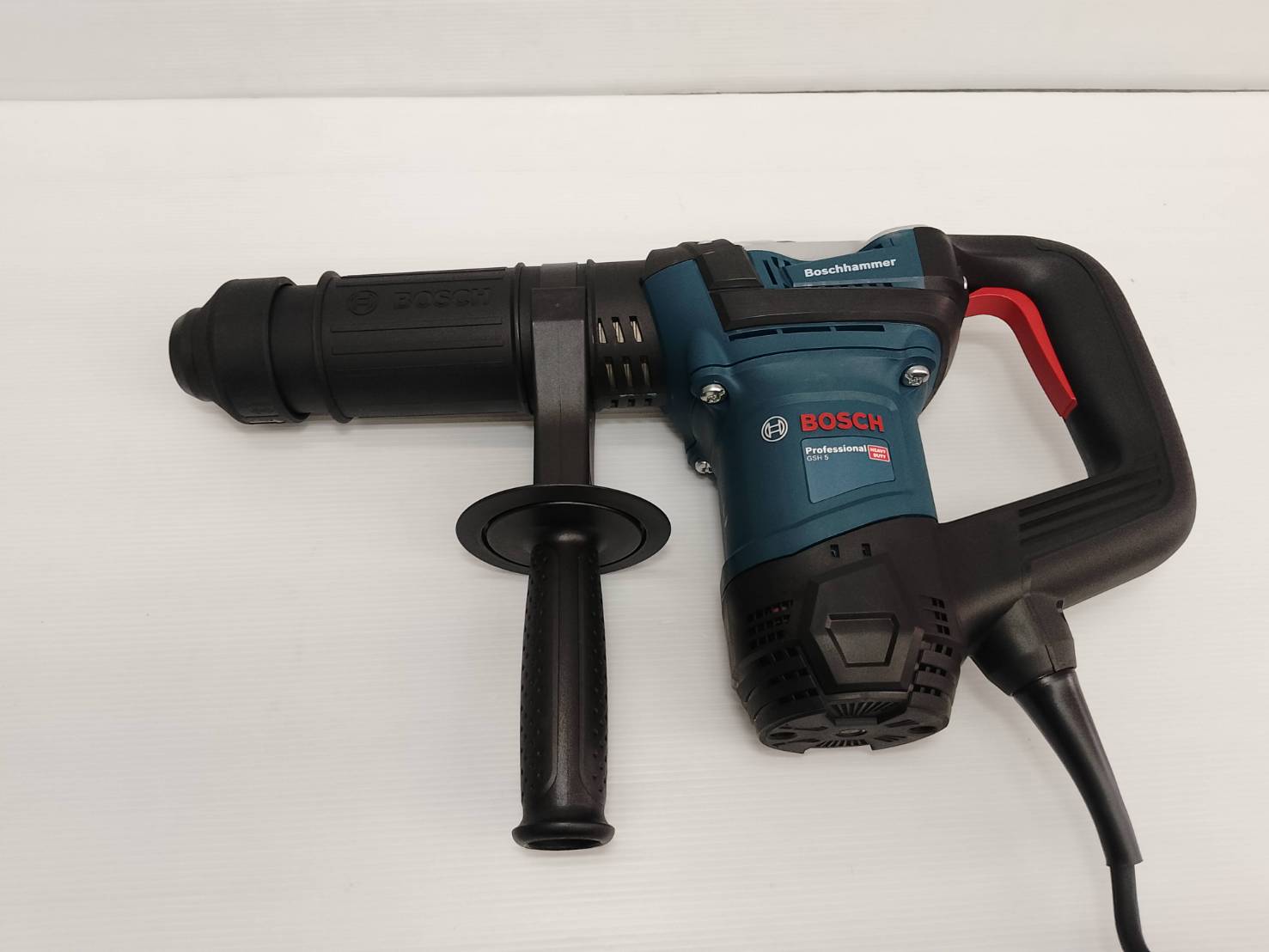 สกัดไฟฟ้า GSH5 BOSCH (SDS-MAX)