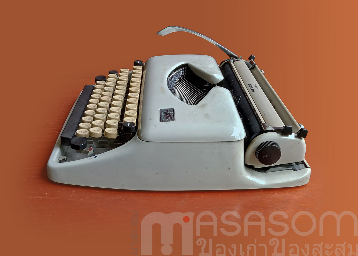 พิมพ์ดีดวินเทจ Adler Tippa