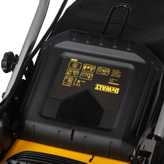 เครื่องตัดหญ้ารถเข็นไร้สาย 18V+18V DCMW564N DEWALT (ตัวเปล่า)