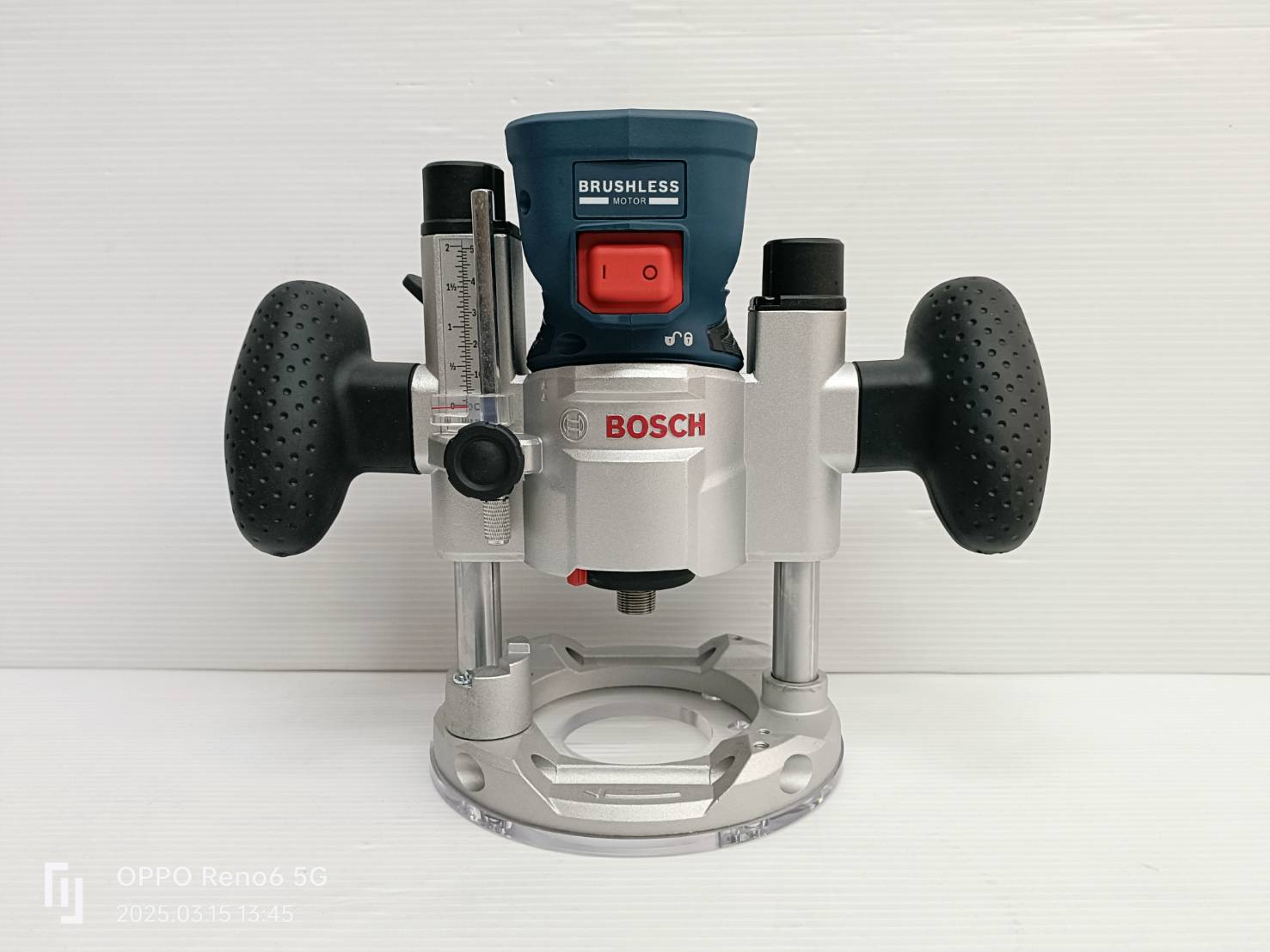 เสื้อเร้าเตอร์อลูมิเนียม TE600 BOSCH สำหรับ GKF18V-8