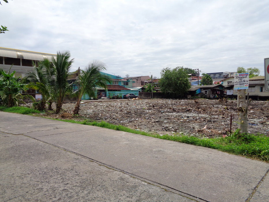 🚩 H1286 ขายที่ดิน 1 ไร่ แปลงหัวมุม ถนนจักกะพาก ตรงข้ามโรงพยาบาลสมุทรปราการ เข้าซอยเพียง 180 เมตร