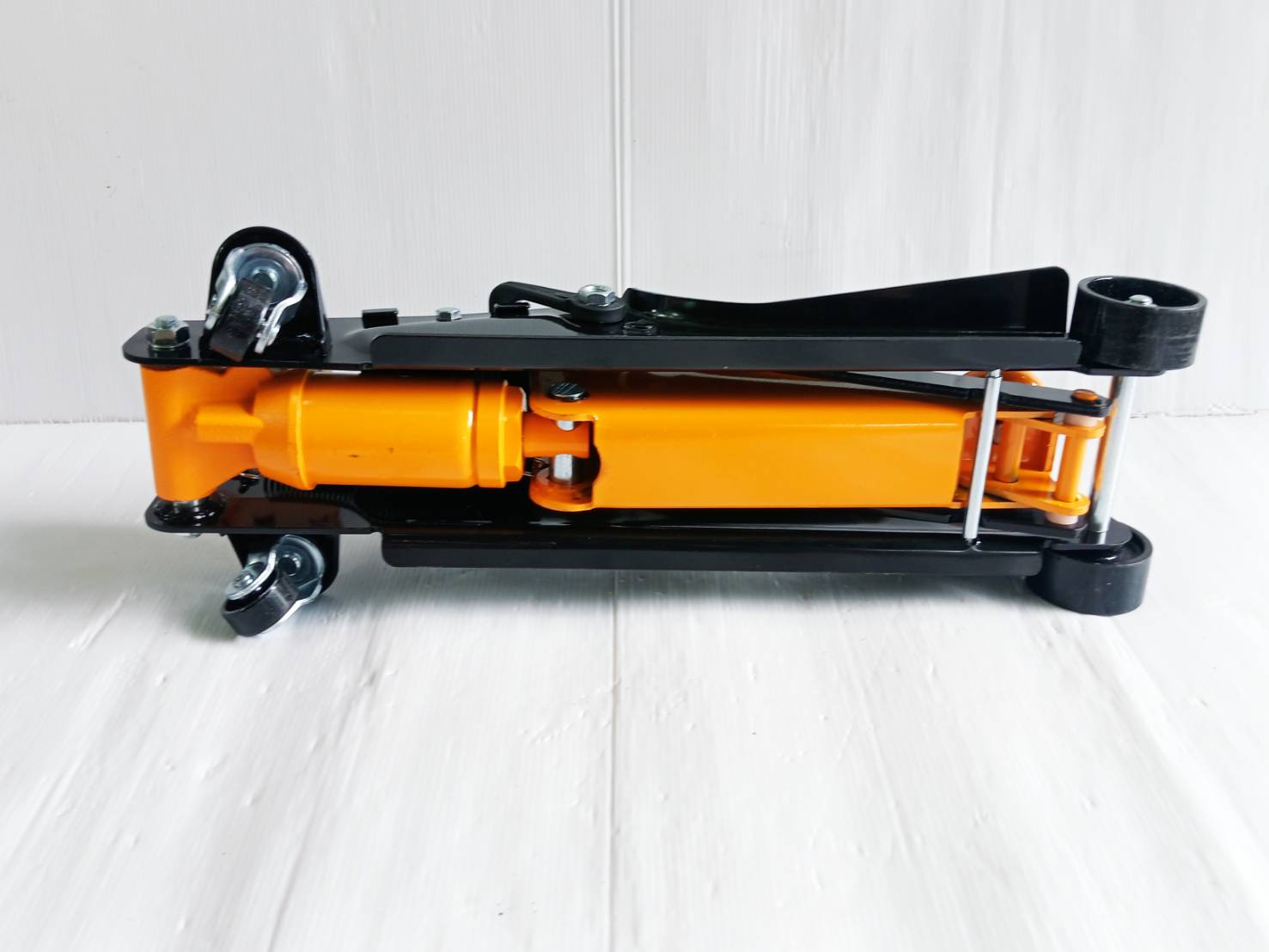 OSUKA แม่แรง 2.5T พร้อมขาตั้ง 3T รุ่น OSFJ-2.5T-3T