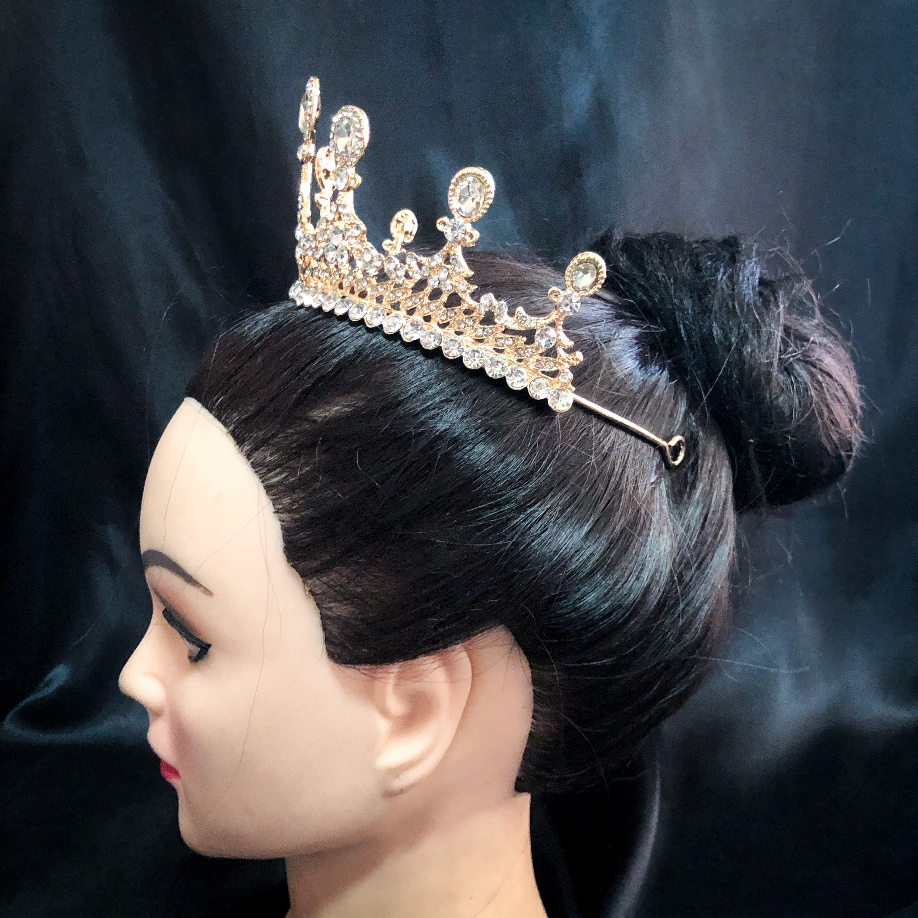 (พร้อมส่ง) เทียร่า 300 สีทอง มงกุฎนางงาม มงกุฎเจ้าหญิง งานสวย ปราณีต QCเพชรทุกเม็ด สินค้าพร้อมส่งจากไทย