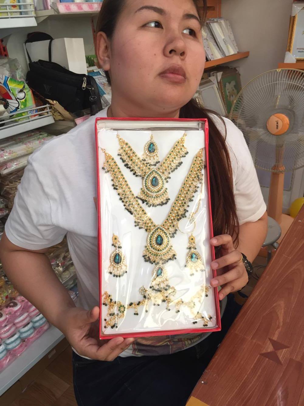 (พร้อมส่ง) เครื่องประดับอินเดีย 012 สีเขียวเข้ม