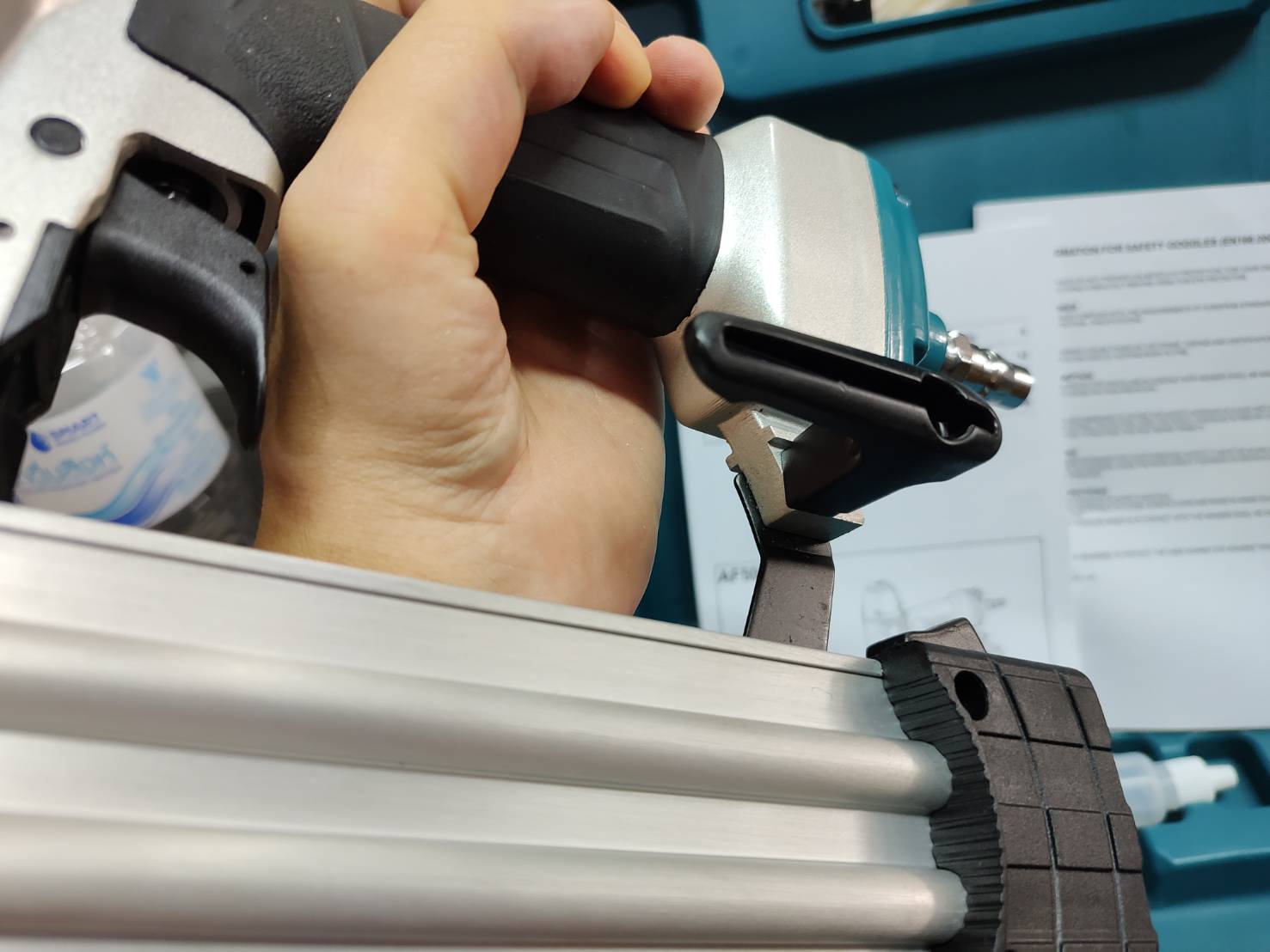 เครื่องยิงตะปูลม AF506 MAKITA (F15 - F50)