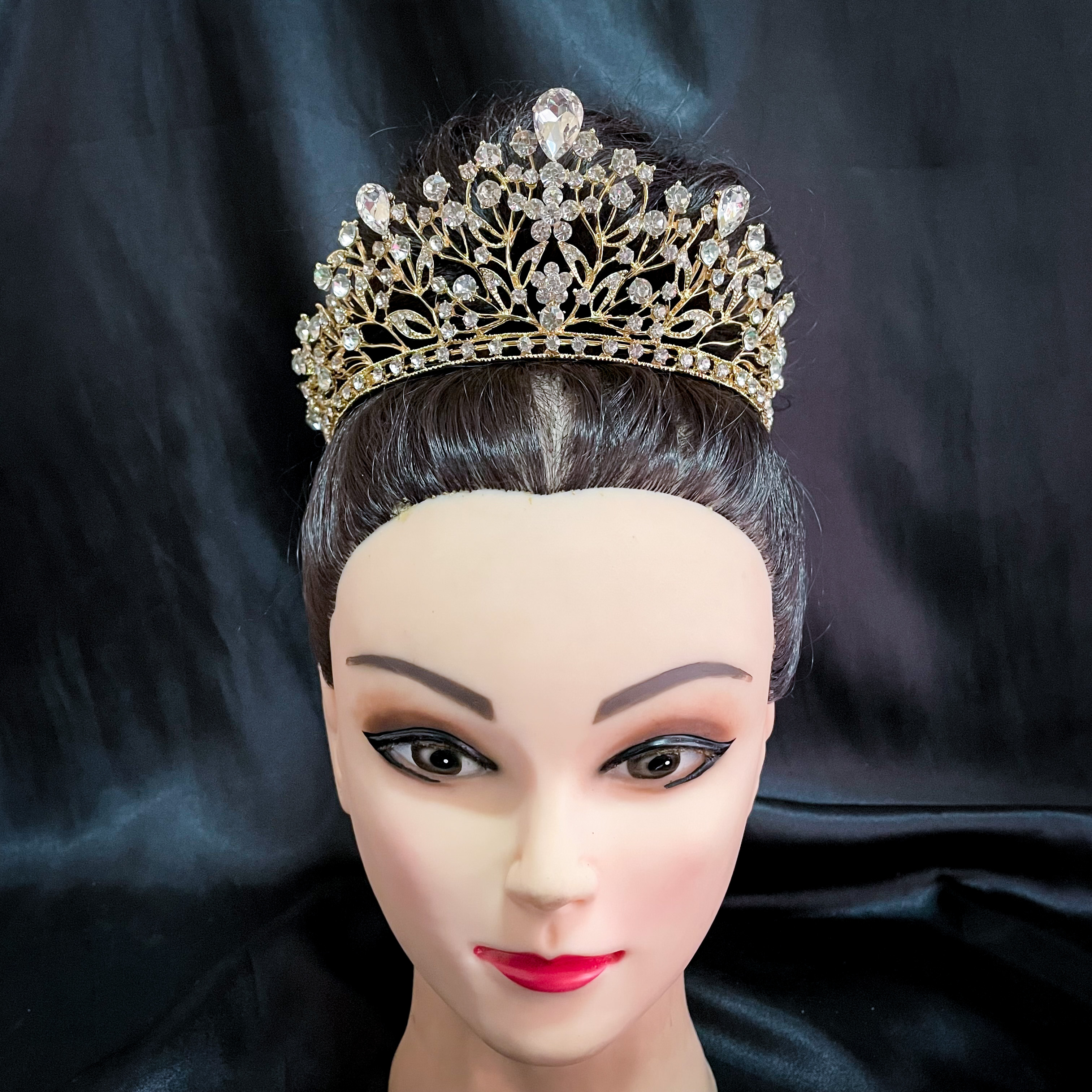 (พร้อมส่ง) เทียร่า 239 สีทอง มงกุฎนางงาม มงกุฎเจ้าสาว งานสวย ปราณีต QCเพชรทุกเม็ด สินค้าพร้อมส่งจากไทย