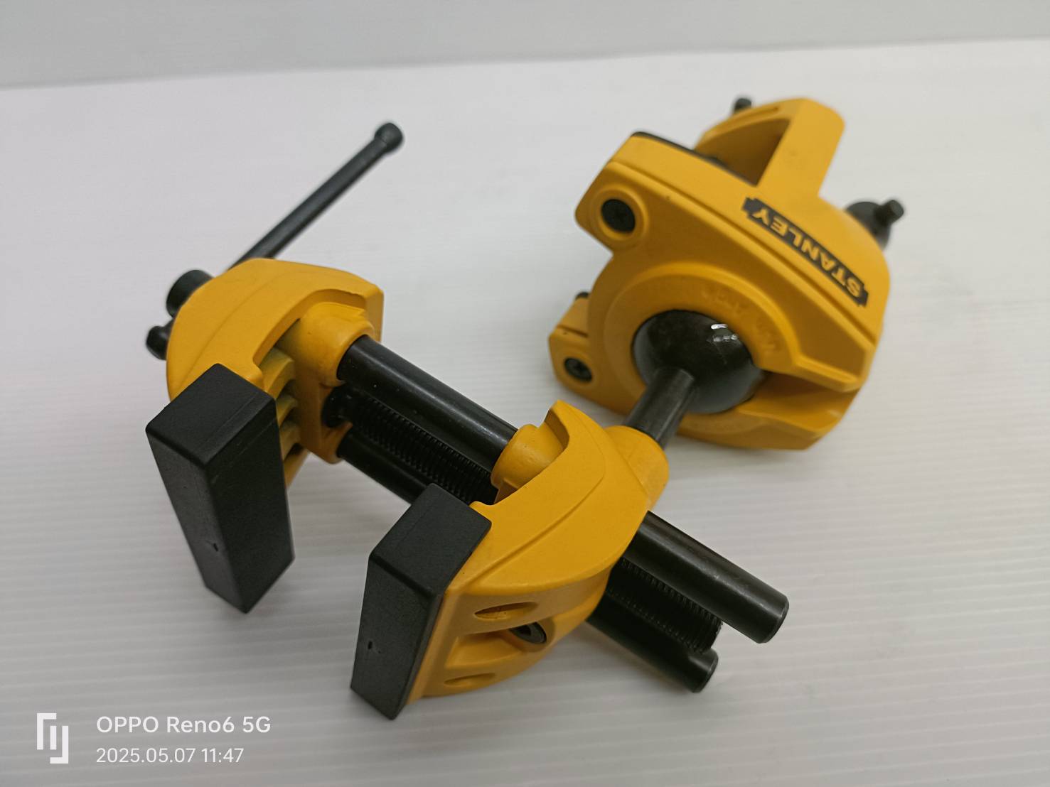 STANLEY ปากกาจับชิ้นงาน 3" แบบชุดคู่ หมุนได้360องศา รุ่น 1-83-069