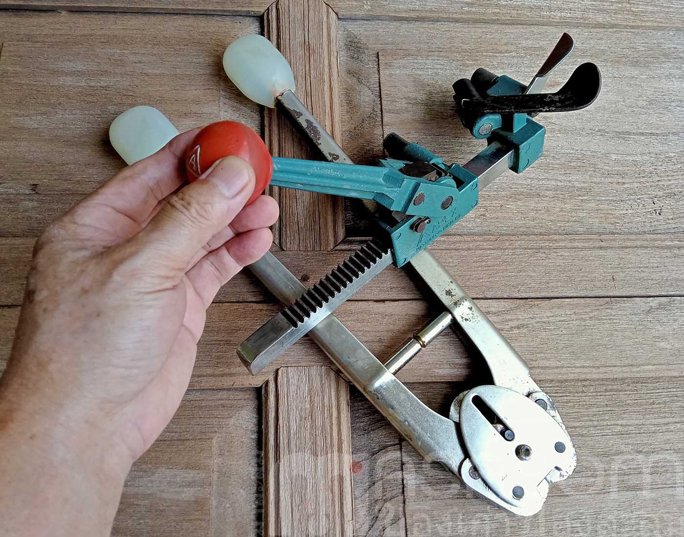 เครื่องรัดกล่องแบบมือโยก