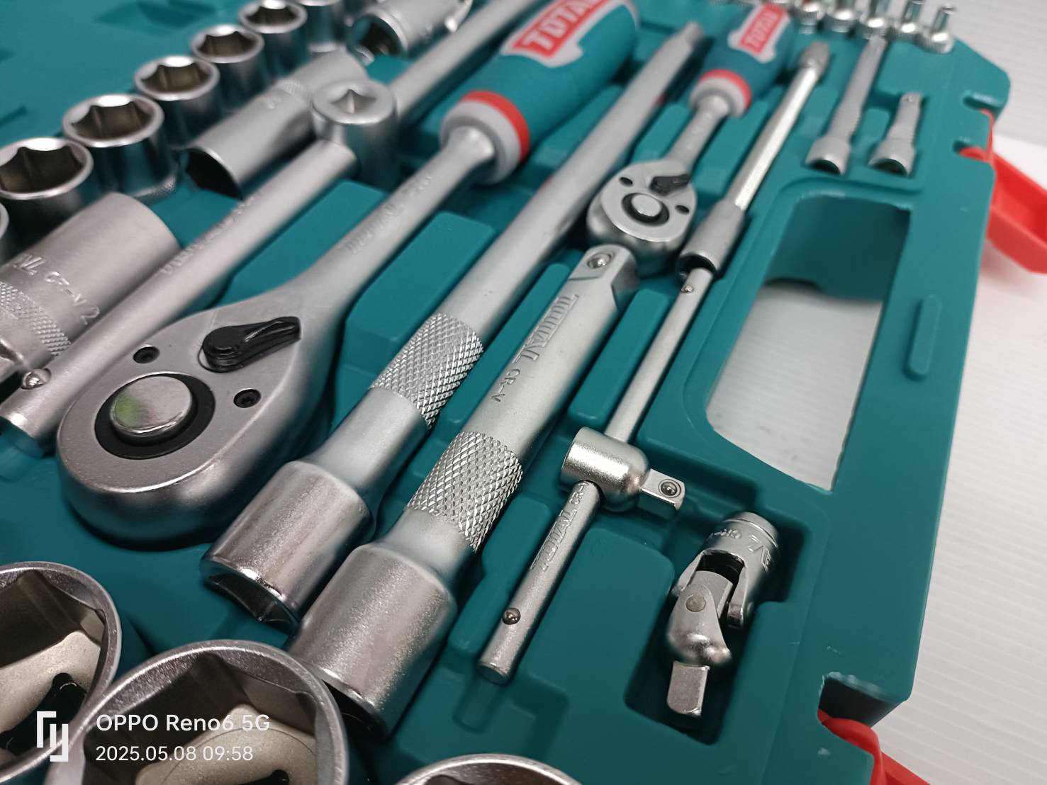 TOTAL ชุดลูกบล็อก 44ชิ้น รุ่น THT421441 ( Socket Set )