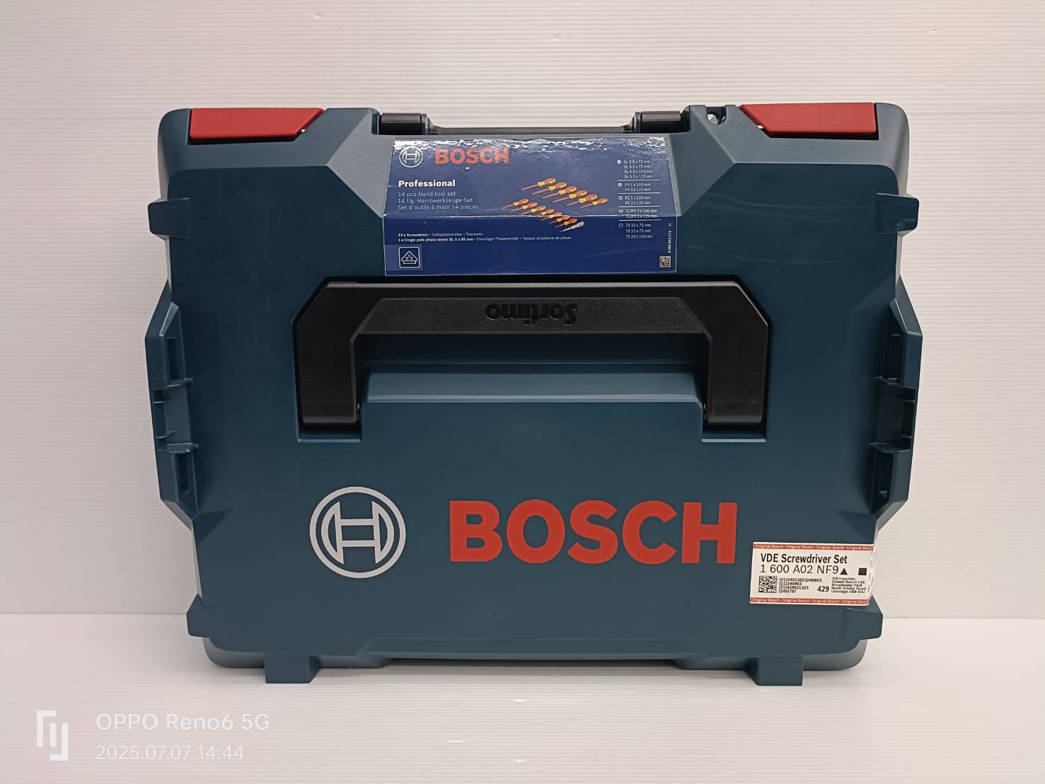 ชุดไขควงกันไฟ VDE 14 ชิ้น 1600A02NF9 BOSCH