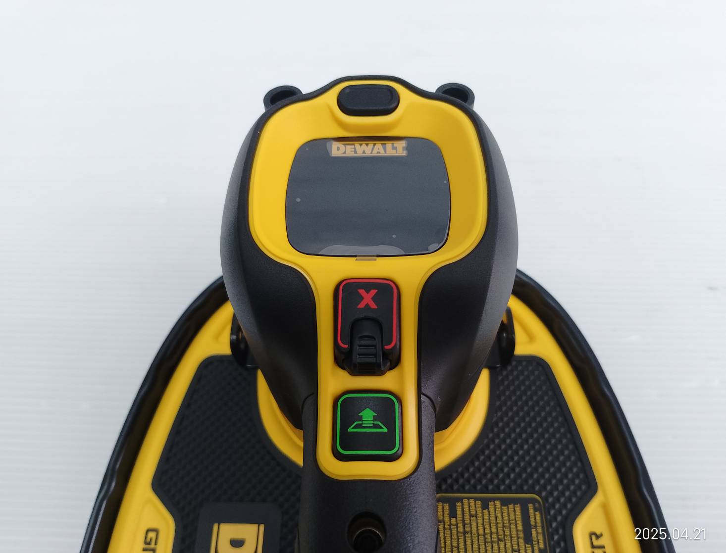 DEWALT อุปกรณ์ยกของสูญญากาศไร้สาย รุ่น DCE592B
