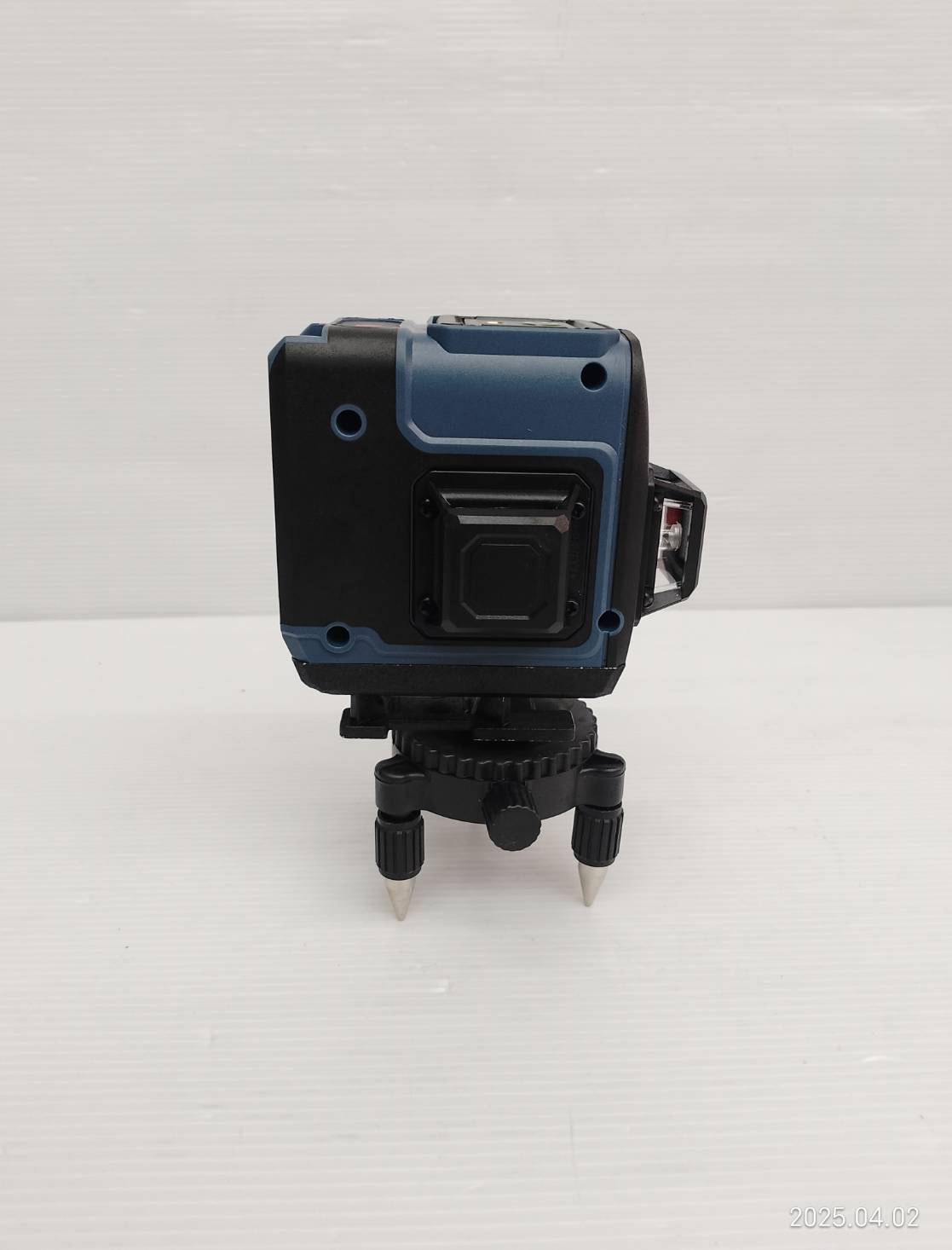 MASARU เครื่องวัดระดับเส้นสีเขียว แบบ 12 เส้น รุ่น SMLG-300 LASER LEVEL METER เลเซอร์วัดระดับ