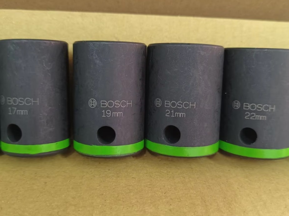 BOSCH รุ่น 2608551100 ชุดลูกบล็อก 9 ชิ้น 1/2 นิ้ว (10-27mm.)