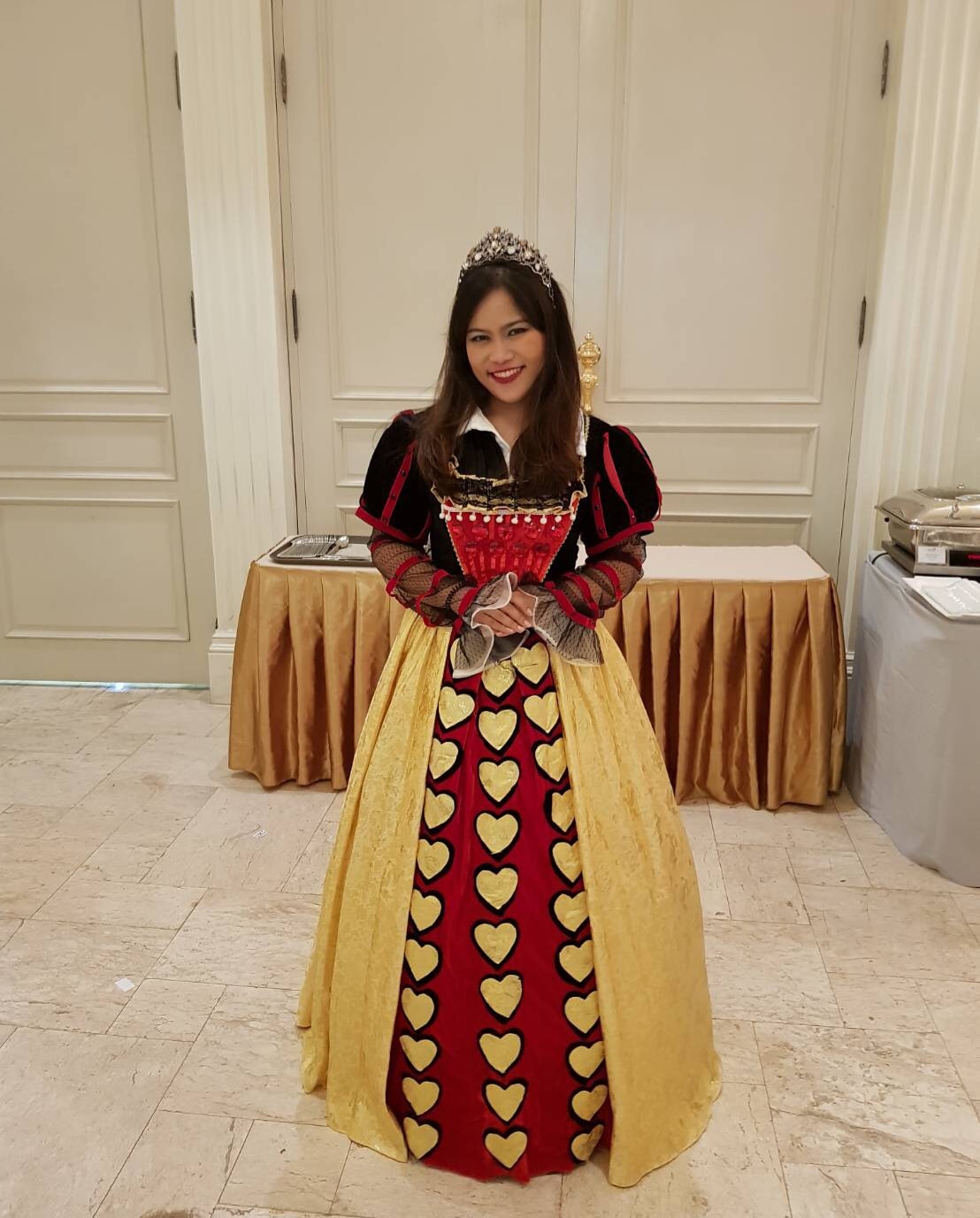 ชุดราชินีโพแดง / ชุดราชินีอิเรซเบธ / ชุด Red Queen @ อลิส อิน วันเดอร์แลนด์ / ชุดราชินีแดง / ชุดราชินีไพ่