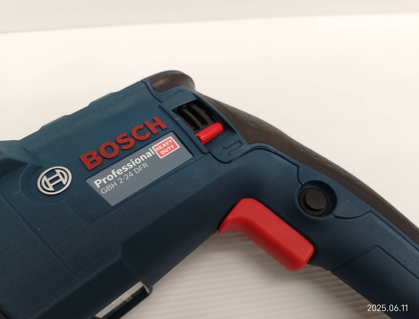 สว่านโรตารี่3ระบบ GBH2-24DFR BOSCH