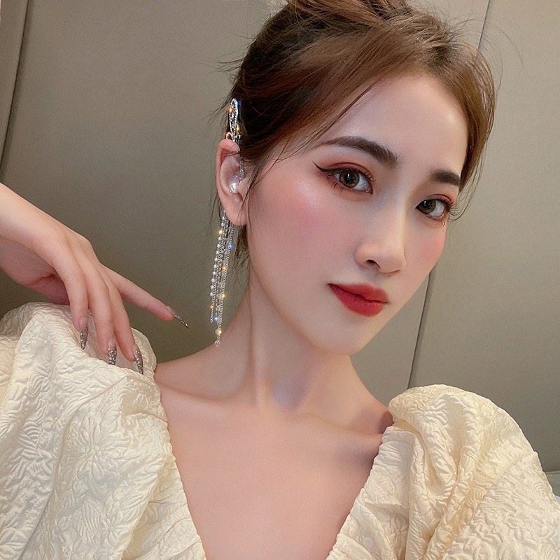 (พร้อมส่ง) Ear Cuff 021 จอนหูผีเสื้อ ใส่ข้าง"ซ้าย" งานสวย เพชรวาว สินค้าคุณภาพ ส่งจากไทย คุยง่าย ส่งเร็ว