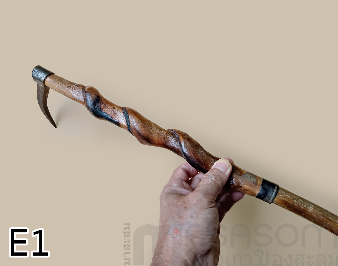 ขอสับช้างด้ามไม้เถาวัลย์รัดเกลียว