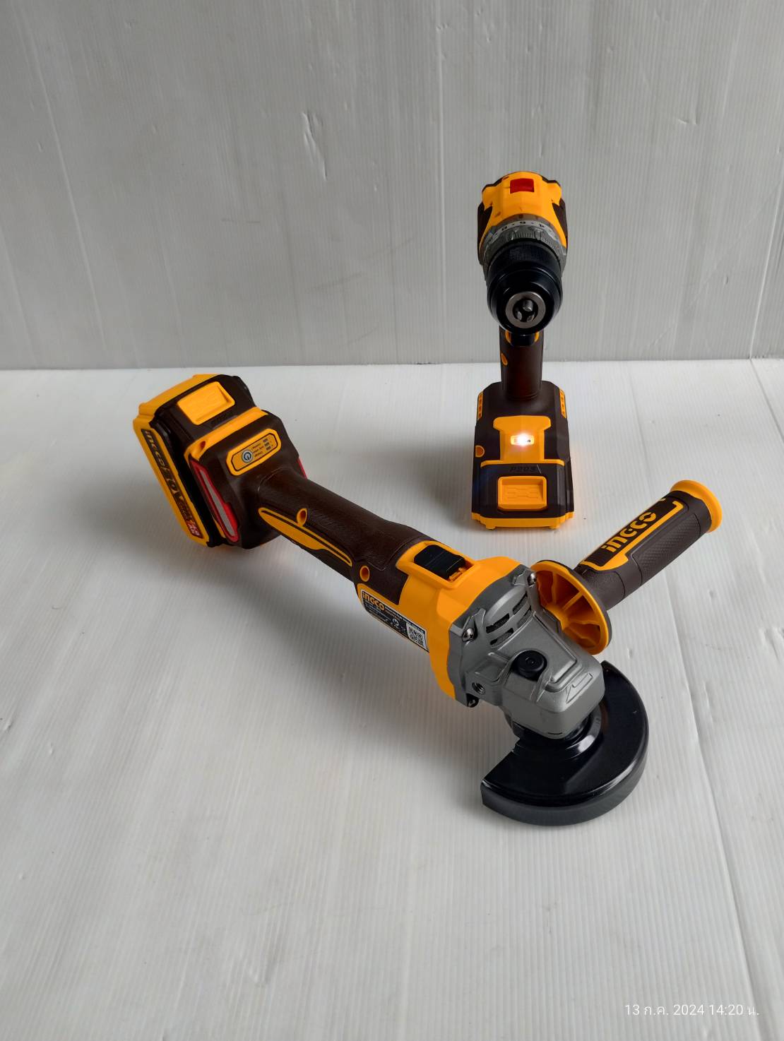 ชุดสว่านกระแทกไร้สาย+เครื่องเจียรแบตเตอรี่ 4นิ้ว รุ่น CKLI2027310 INGCO