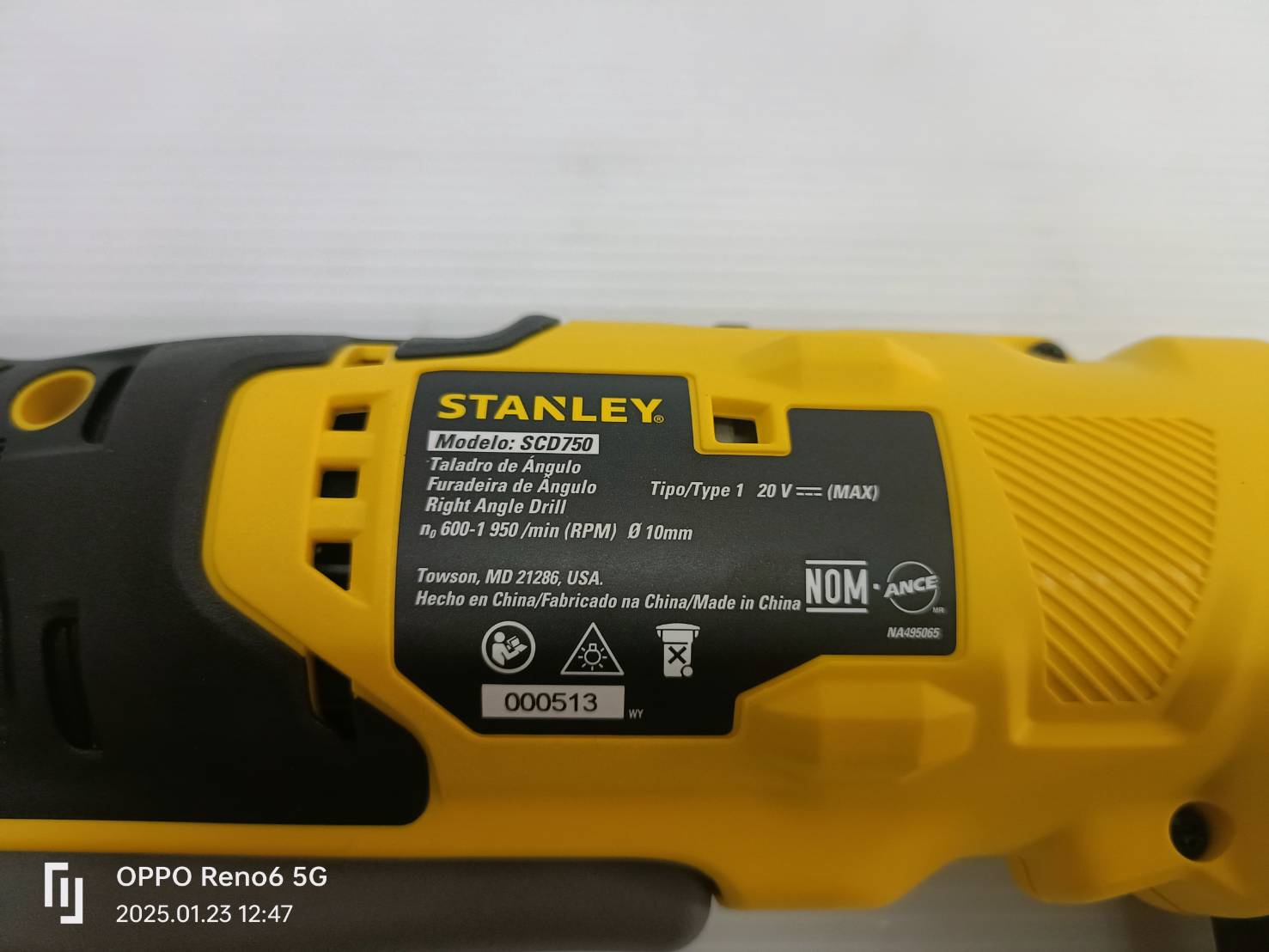 STANLEY รุ่น SCD750B สว่านมุมฉาก 20V Max (เฉพาะตัวเครื่อง)