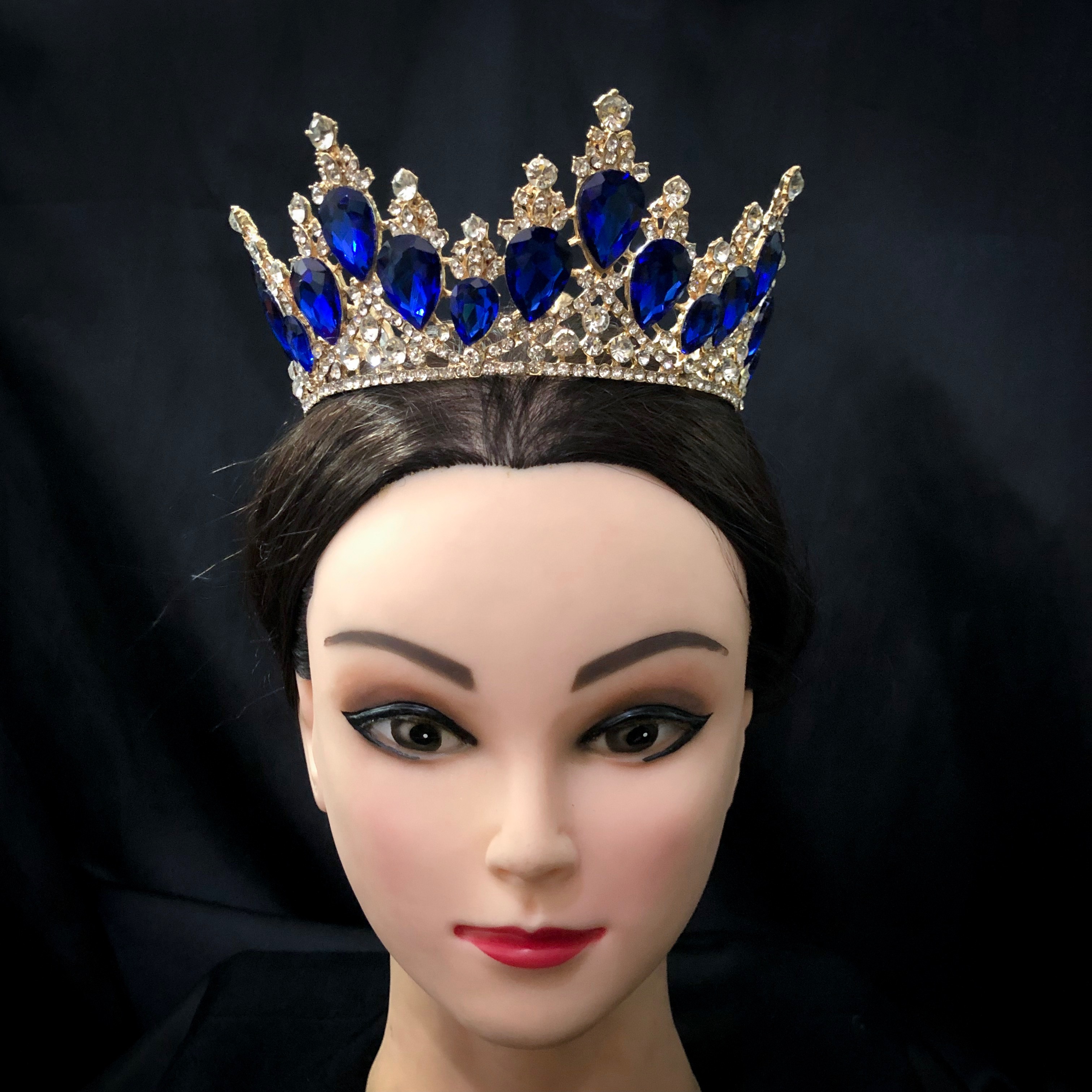 (พร้อมส่ง) มงกุฏ 049 น้ำเงิน-ทอง มงกุฎนางงาม มงกุฎประกวด งานดี เกรดพรีเมี่ยม จัดส่งจากไทย ไม่ต้องรอนาน